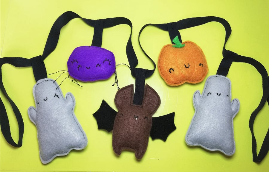 Handmade Halloween Garland with Cute Ghosts, Spider, Bat & Pumpkin