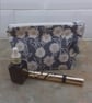 Daisy flower make up bag  - Image 7