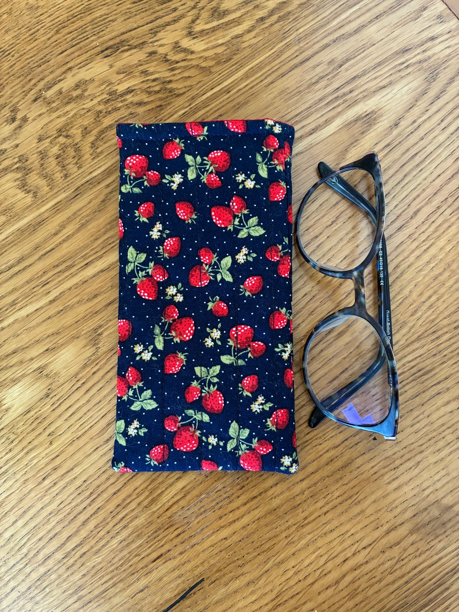 Strawberry Print Quilted Fabric Glasses Case