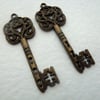 2 large bronze keys