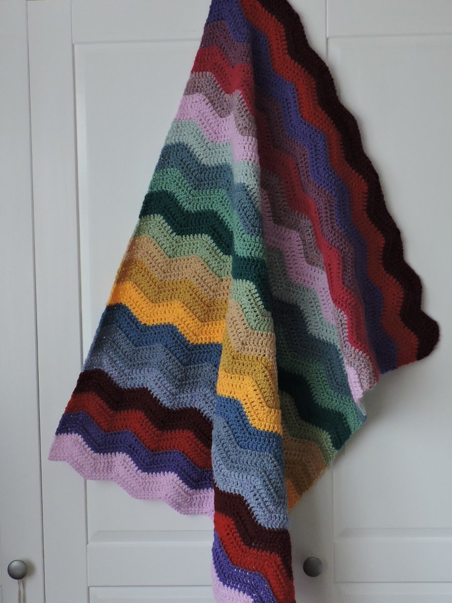  Small Crochet Zig Zag Blanket