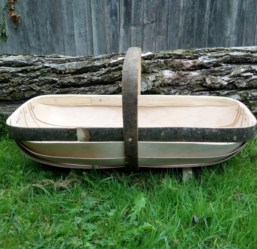 Wealden Traditional Style Sussex Trug - Handcrafted Garden Basket (SIZE 7)