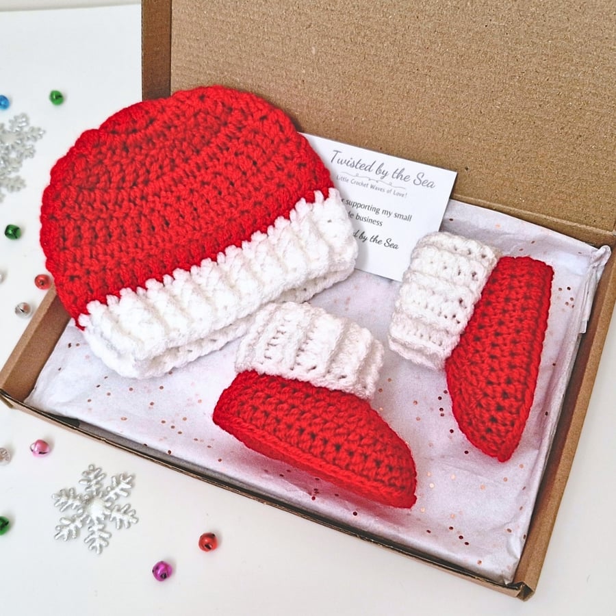 Handmade Crochet Baby Christmas Hat & Booties Set – Newborn to 6 Months