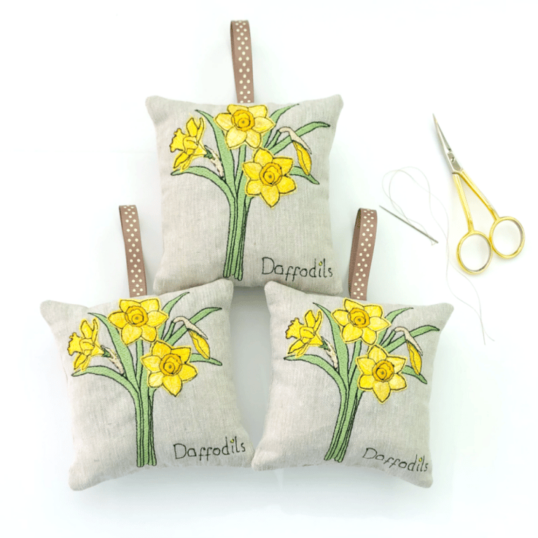 Daffodil Linen Lavender Bag 