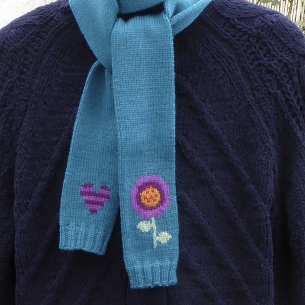 Scarf with Bold Scandi Flower Design