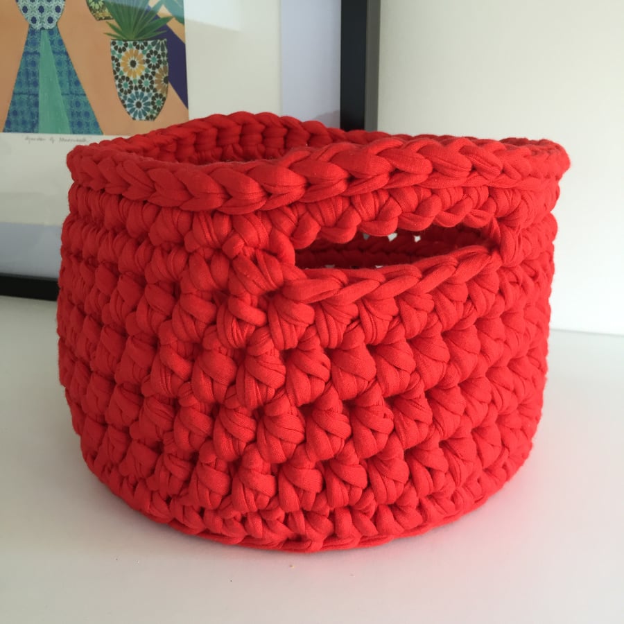 Crochet basket made with upcycled tshirt yarn - red
