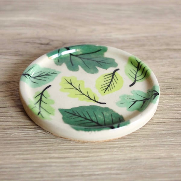 Coaster (Circle) - Green Beech and Oak Leaves, Pattern