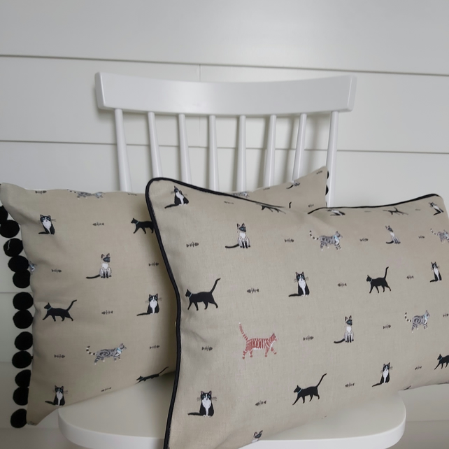 Sophie Allport cats Cushion Cover with Black P... Folksy