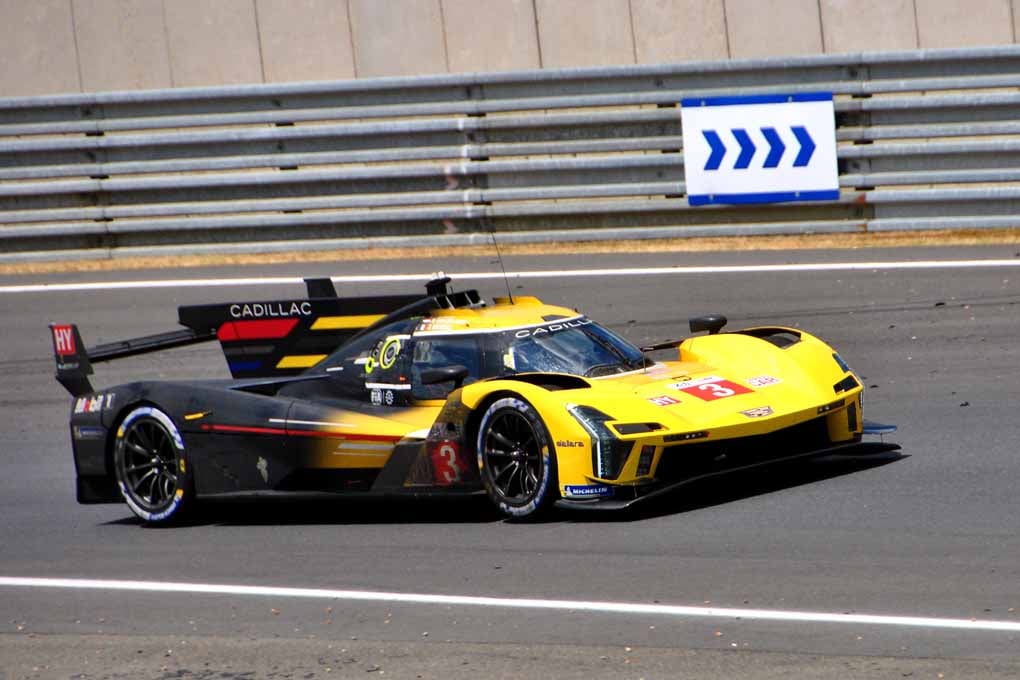 Cadillac V Series R no3 24 Hours of Le Mans 2023 Photograph Print