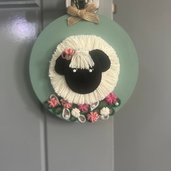 Sheep Wall Hanging – Handmade Sheep Decor – Rustic Farmhouse Gift ,Cute Wool Sh