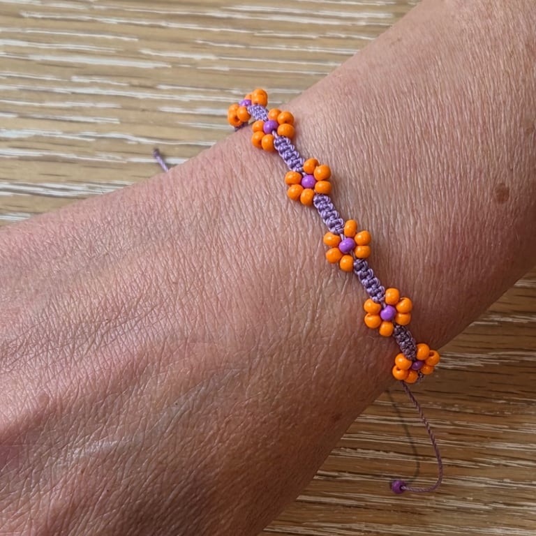 Beaded Flower Bracelet, Daisy Chain Bracelet,Boho Summer Style (STK-0009)