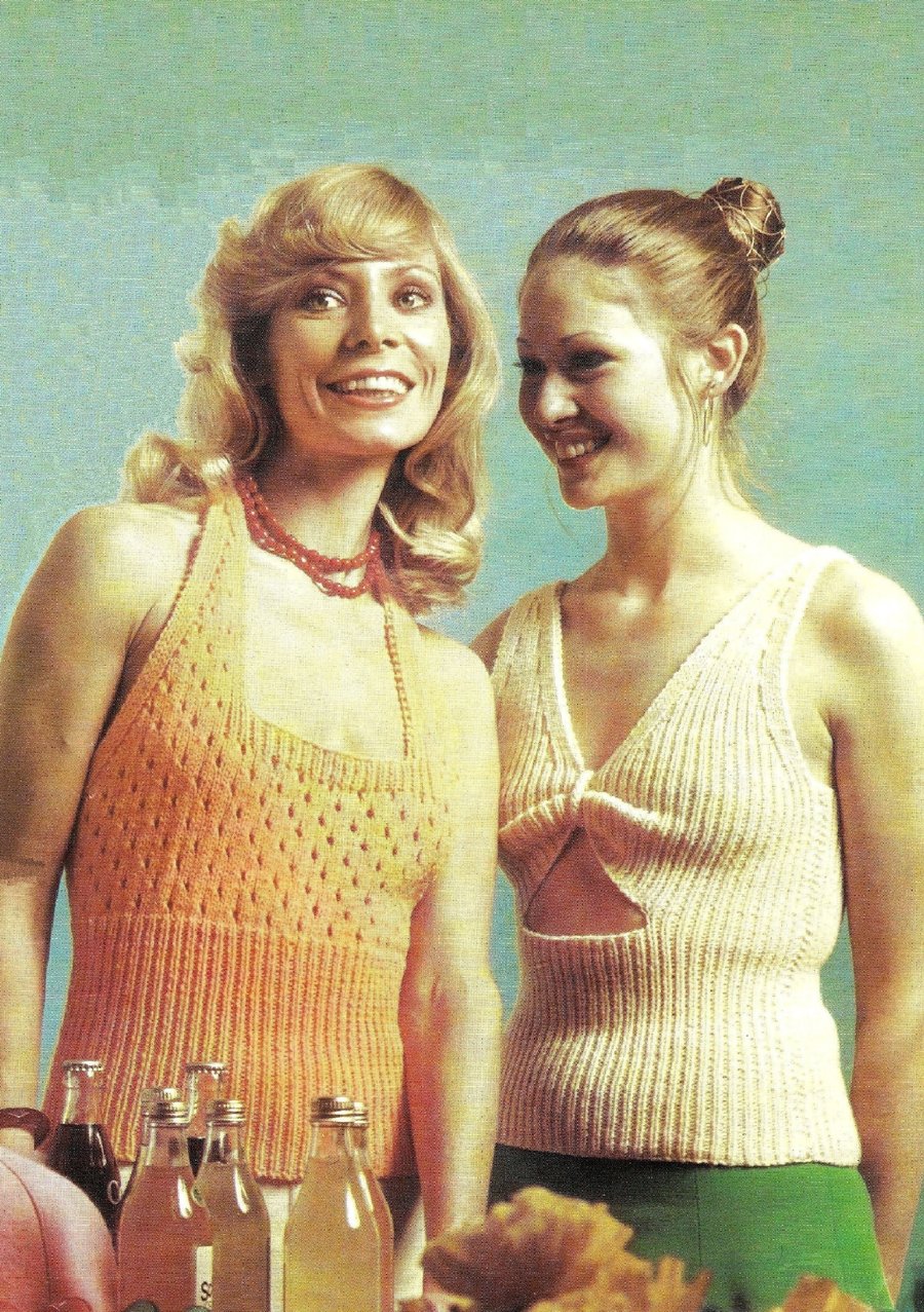 VINTAGE KNITTING PATTERN Ladies Hi Waisters Summer Tops 
