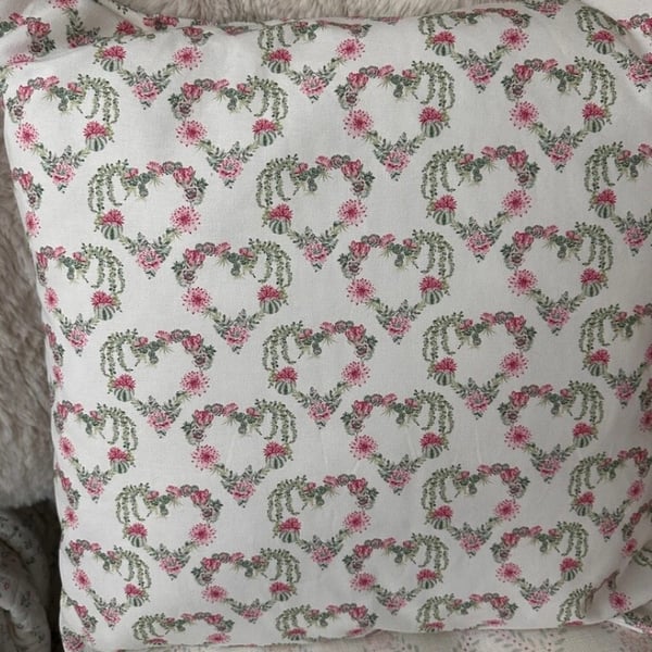 Cushion, Decorative Cushion, Heart Design 