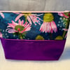 Echinacea - Medium zipped water-resistant pouch for toiletries, make-up etc...