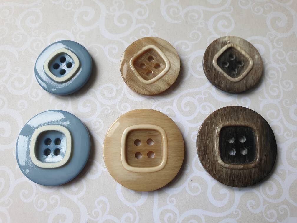 22.4mm 36L And 28mm 45L in 3 Vintage colour Buttons