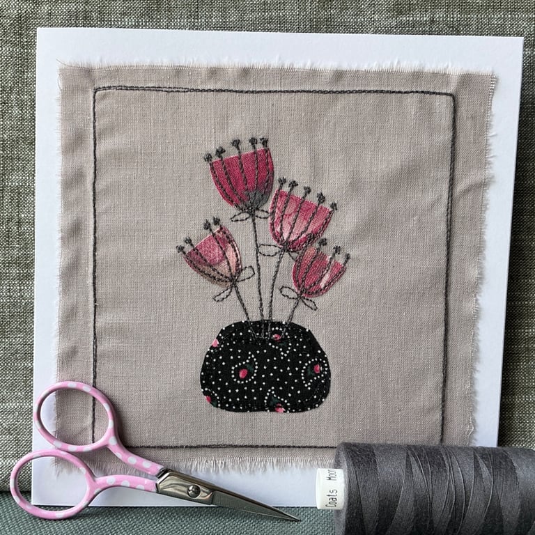 Embroidered appliqué greetings card with envelope