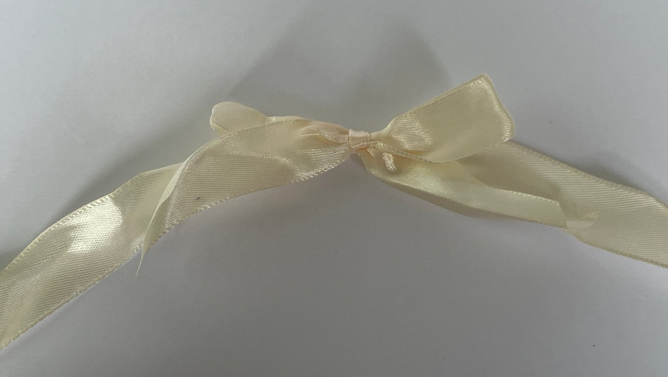 Set of 24 ribbon ties for cards or invitations