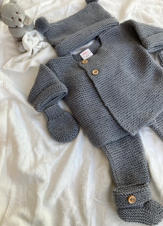 Hand Knitted Baby Boy's Complete "Coming Home" Matinee Set (newborn)