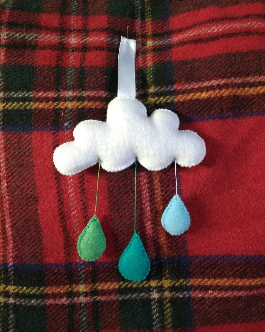 Cloud  and raindrop hanging decoration