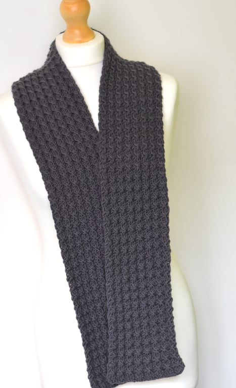 Hand Knitted Big Merino Wool Scarf - Unisex Winter Accessory - Grey Waffle Stich