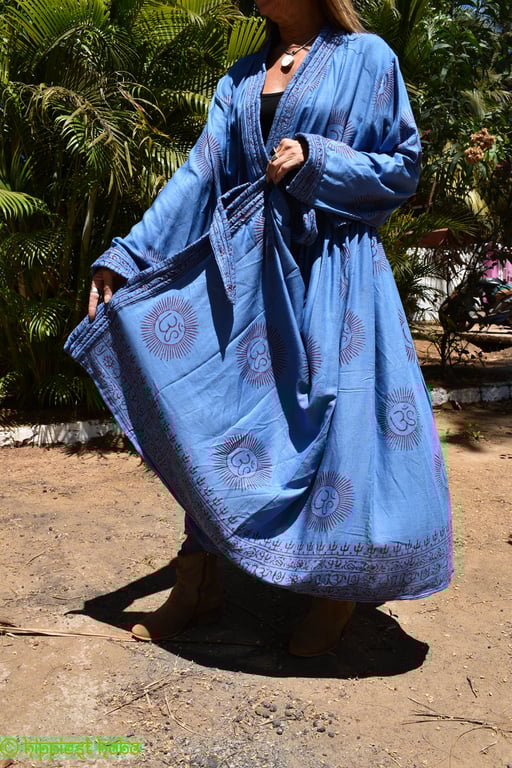 Beautiful Hindu Print Long Sleeve Kimono Dress Festival Clothing, Travel Dresses