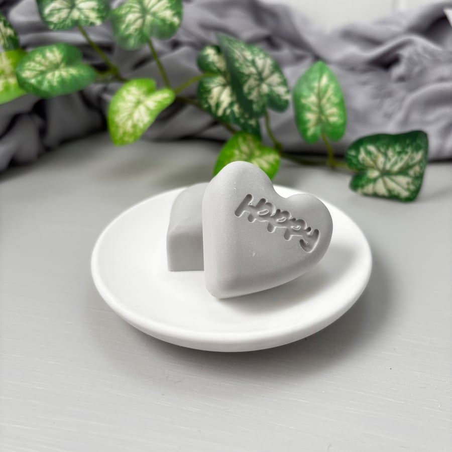Set of 5 Grey Heart Fragrance Stones – Handmade Aroma Stones