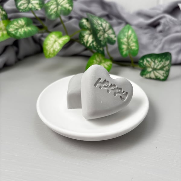 Set of 5 Grey Heart Fragrance Stones – Handmade Aroma Stones