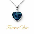 Handcrafted memorial ashes in jewellery 