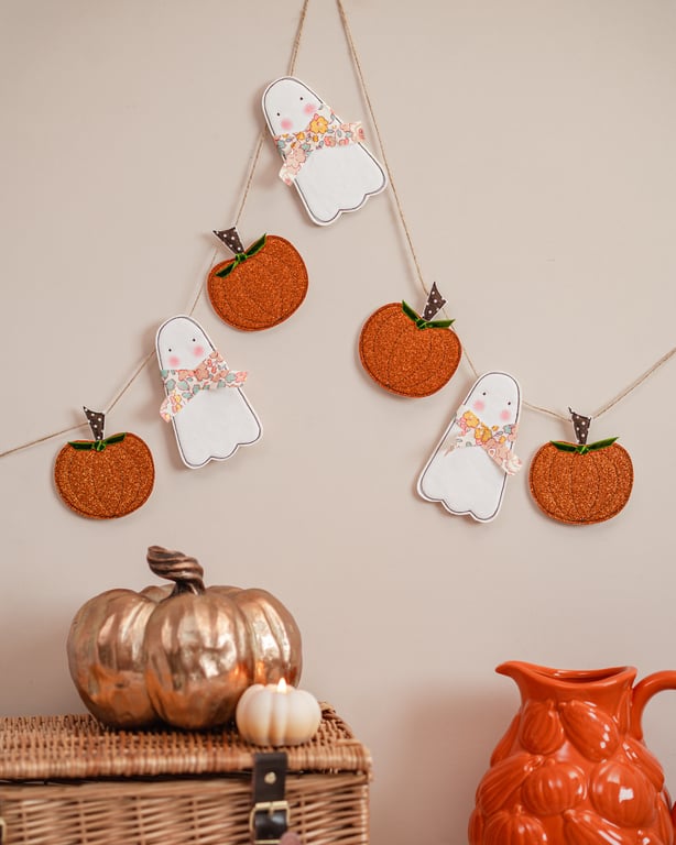 Pumpkin and Ghost Garland