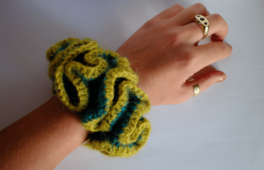 Crocheted Scrunchie 