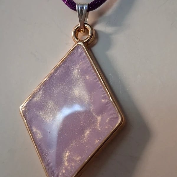 Pink and gold Diamond Shaped Style Hand Made Resin Crafted Pendant 