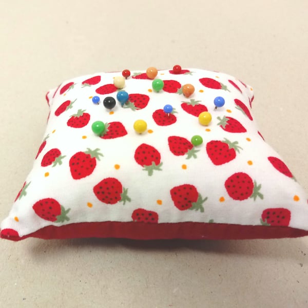 Pin cushion in white with strawberries pattern, handmade sewing accessory
