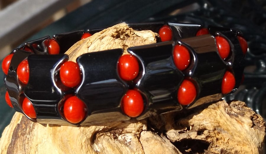 Red coral and Hematite stretch bracelet