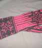 Pink and grey mittens - Image 2