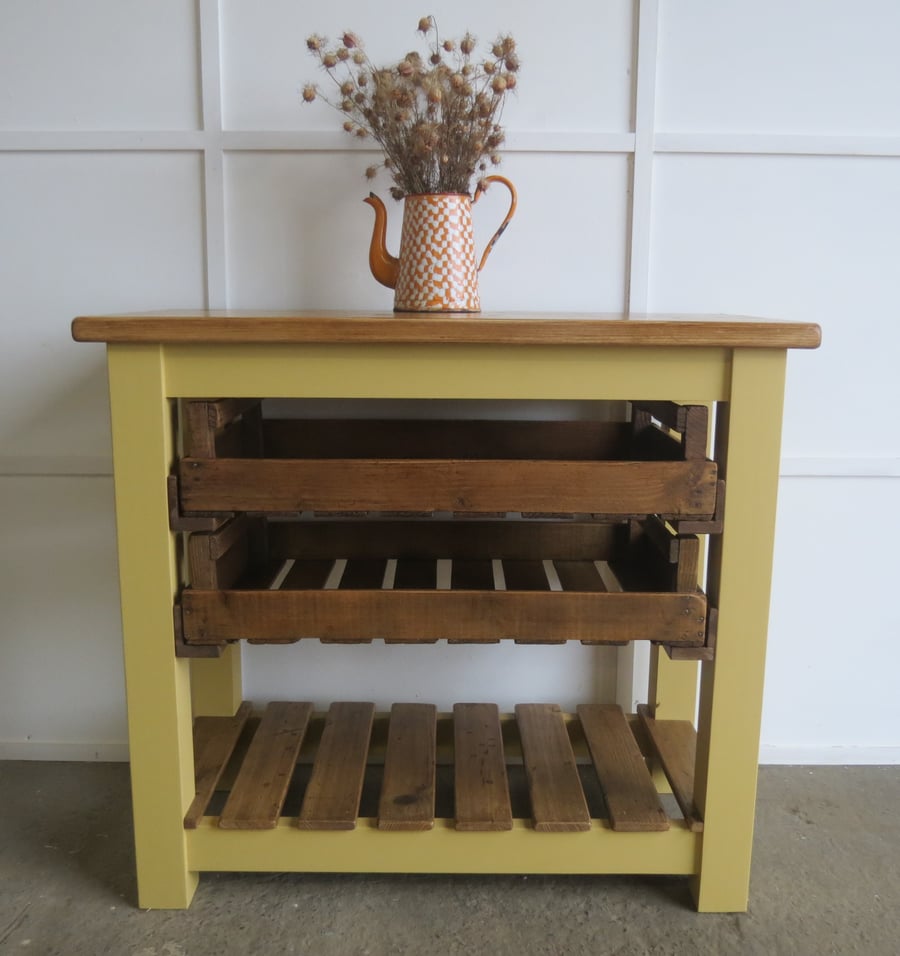 Kitchen utility table island