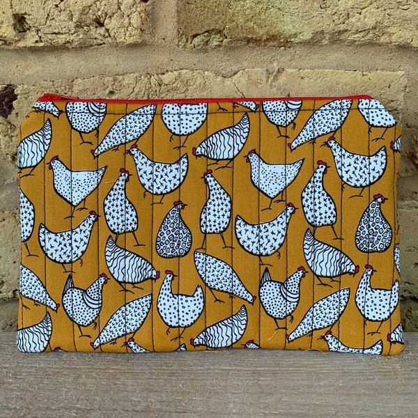 Hens Print Quilted Fabric Organiser Pouch