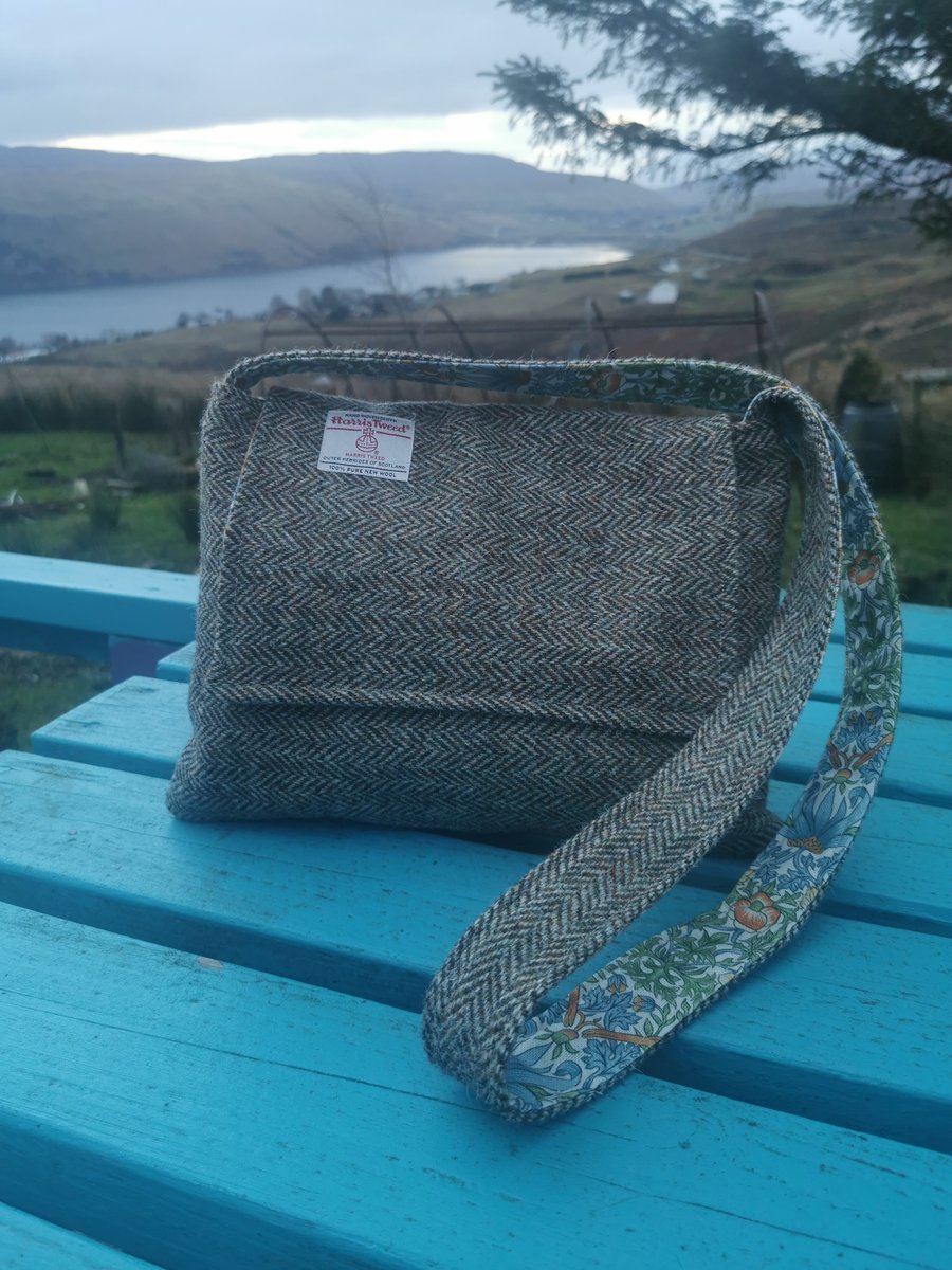 Harris Tweed shoulder bag with William Morris lining 