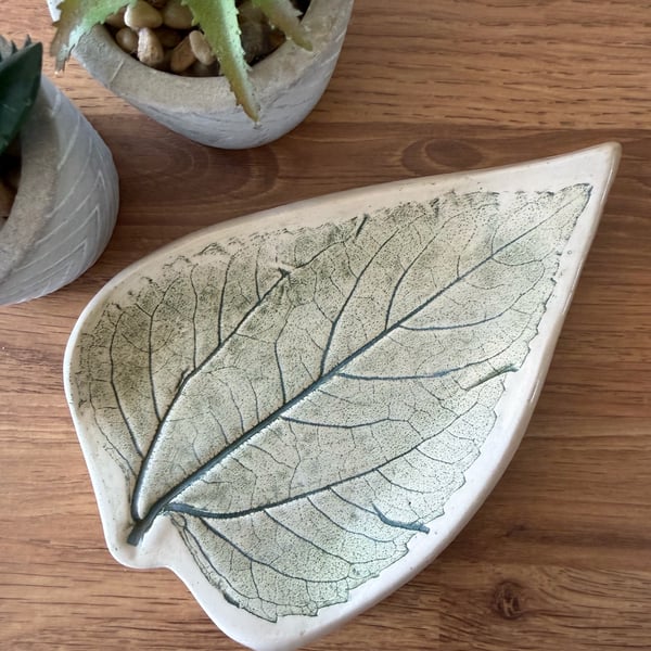 Handmade Ceramic Green Leaf Dish
