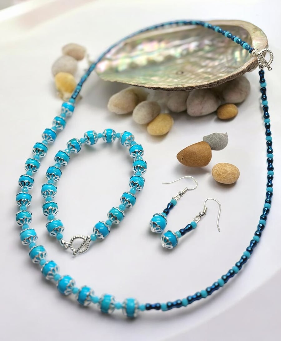 Necklace, Bracelet and earrings set . 