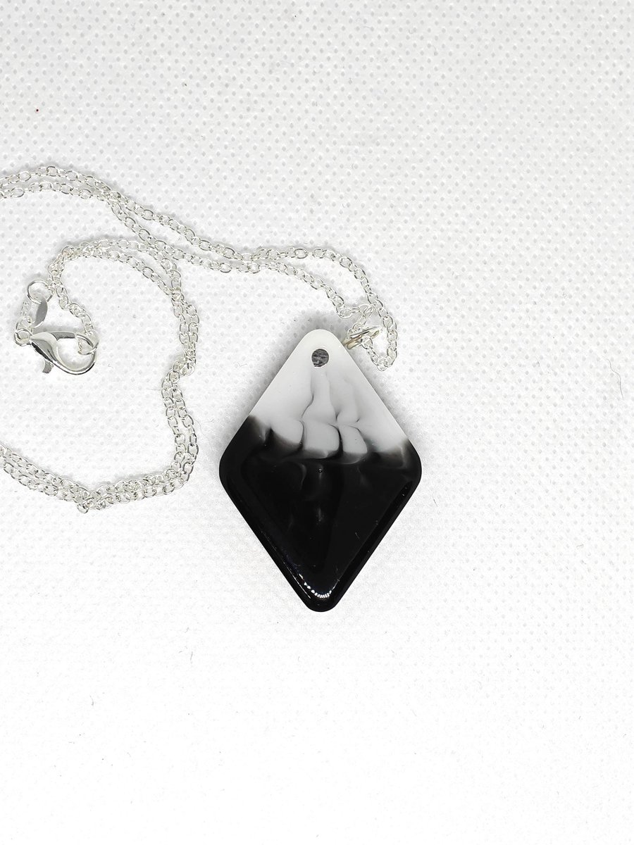 Black and White Resin Pendant Necklace: Abstract Diamond Jewelry