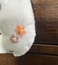Felt ghost Halloween decoration - Image 3