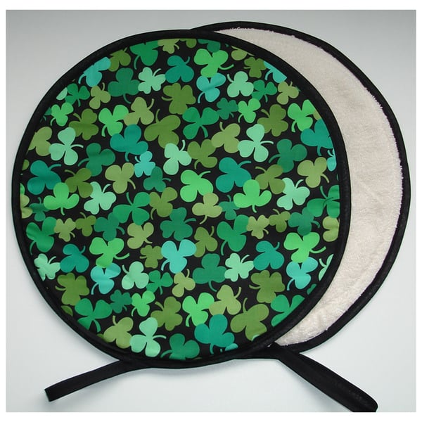 Pair of Shamrock Aga Hob Covers Lid Mats Pads Hat Green Irish Black