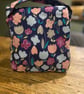 Tulip and Flower Handmade Insulated Lunch bag  - Image 3