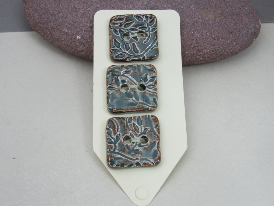 3 Medium Sedge Green Leaf Texture Square Ceramic Buttons