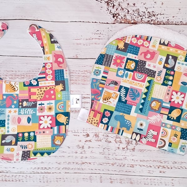 Newborn baby bib and burp cloth gift set - pink