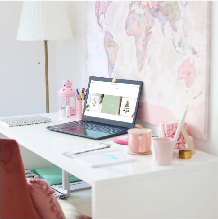 FrontRow Cards & Gifts