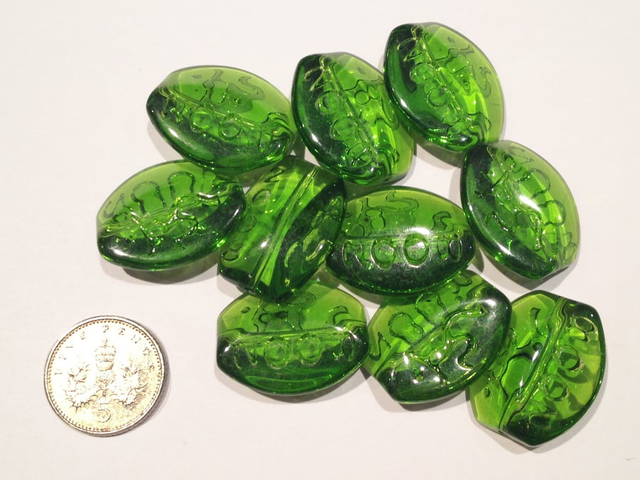 10  Green Flat Oval Glass Beads  22mm   Destash