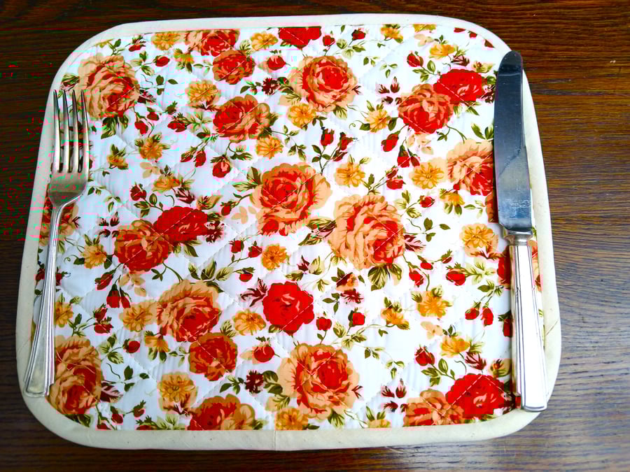 Placemat, Quilted Heat Resistant made in 100% Cotton Fabric, floral