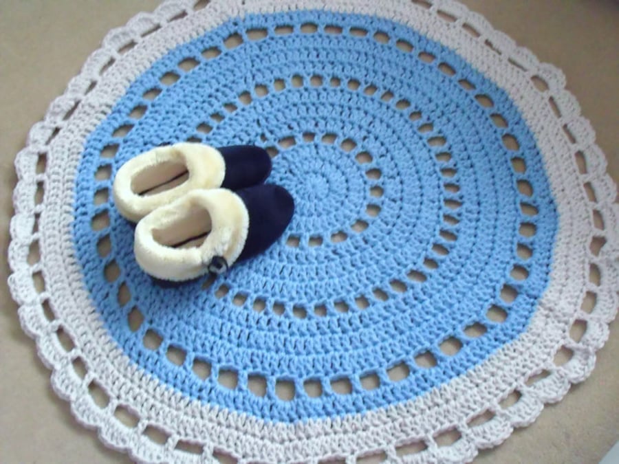 large blue and grey crocheted mandala rug, thick crochet mat, 40 inches