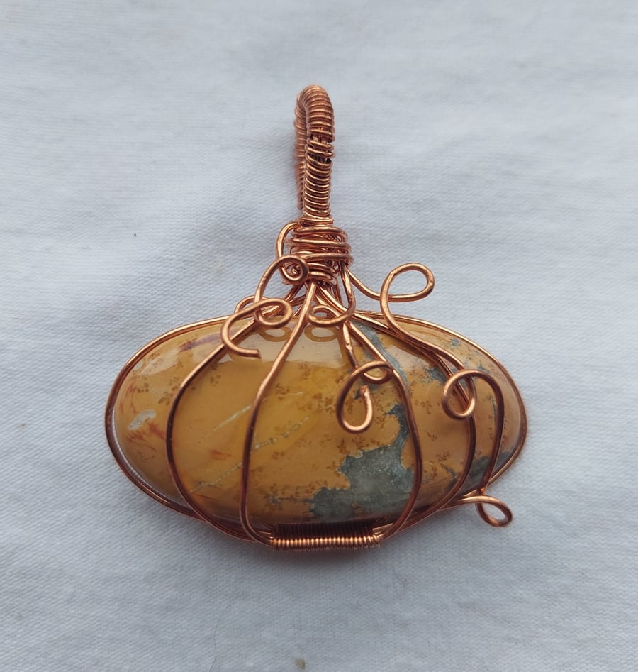 Handcrafted copper wire weave pumpkin pendant with Maligano Jasper